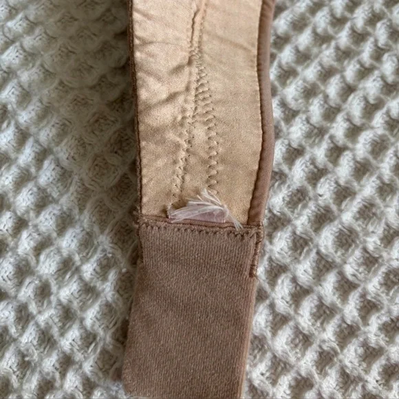 Victoria Secret Strapless Bra - Picture 3 of 3